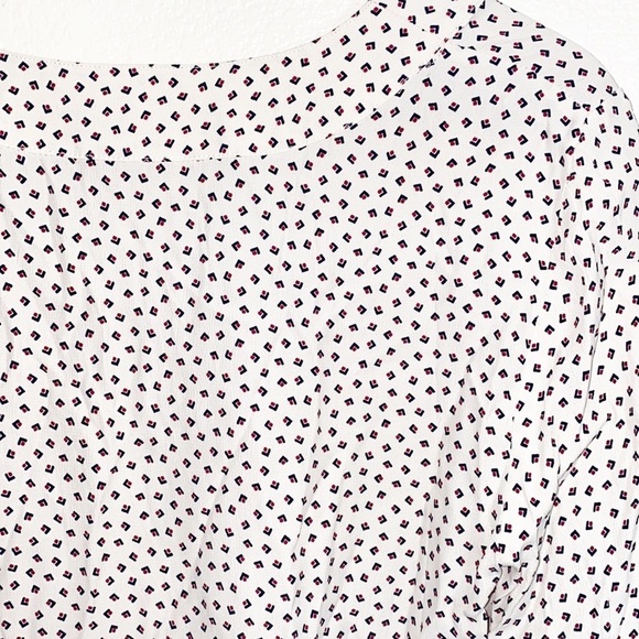 Sundance White High Low Printed Flowy Tunic Blouse - Picture 12 of 12